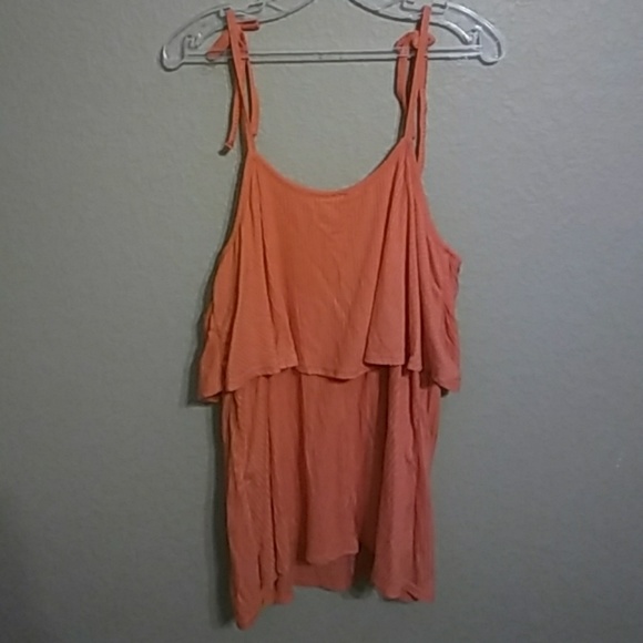 Tiered Tie Tank - Picture 2 of 2